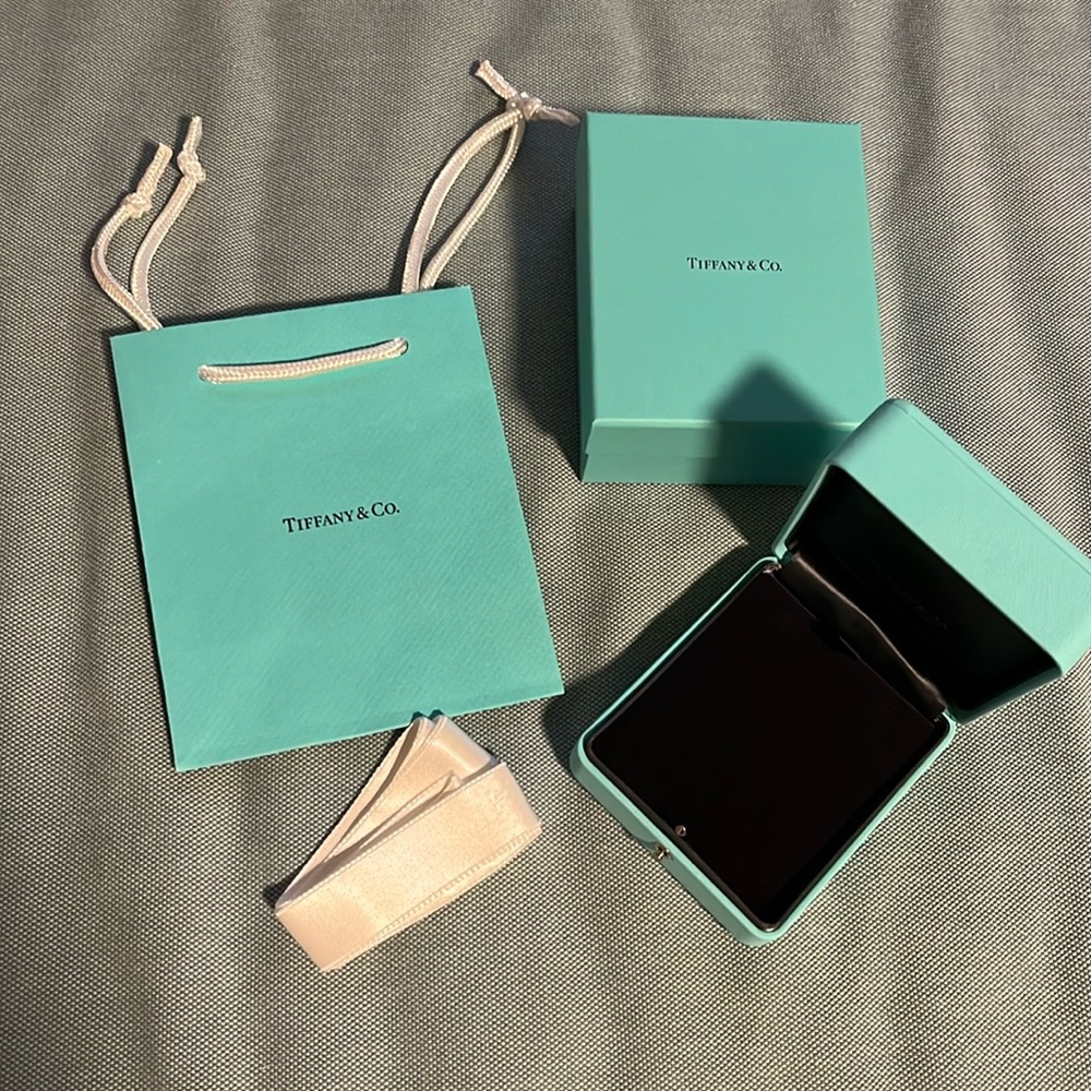 Tiffany Co Necklace Gift Box Set Wrap *New